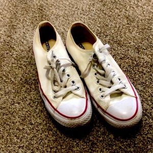 Converse Allstar tennis shoes size 6.5.